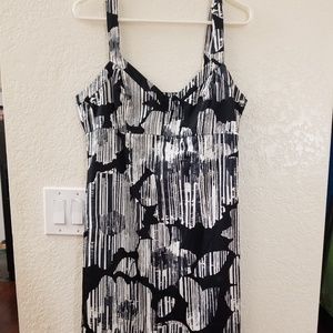 New York & Co summer midlength dress